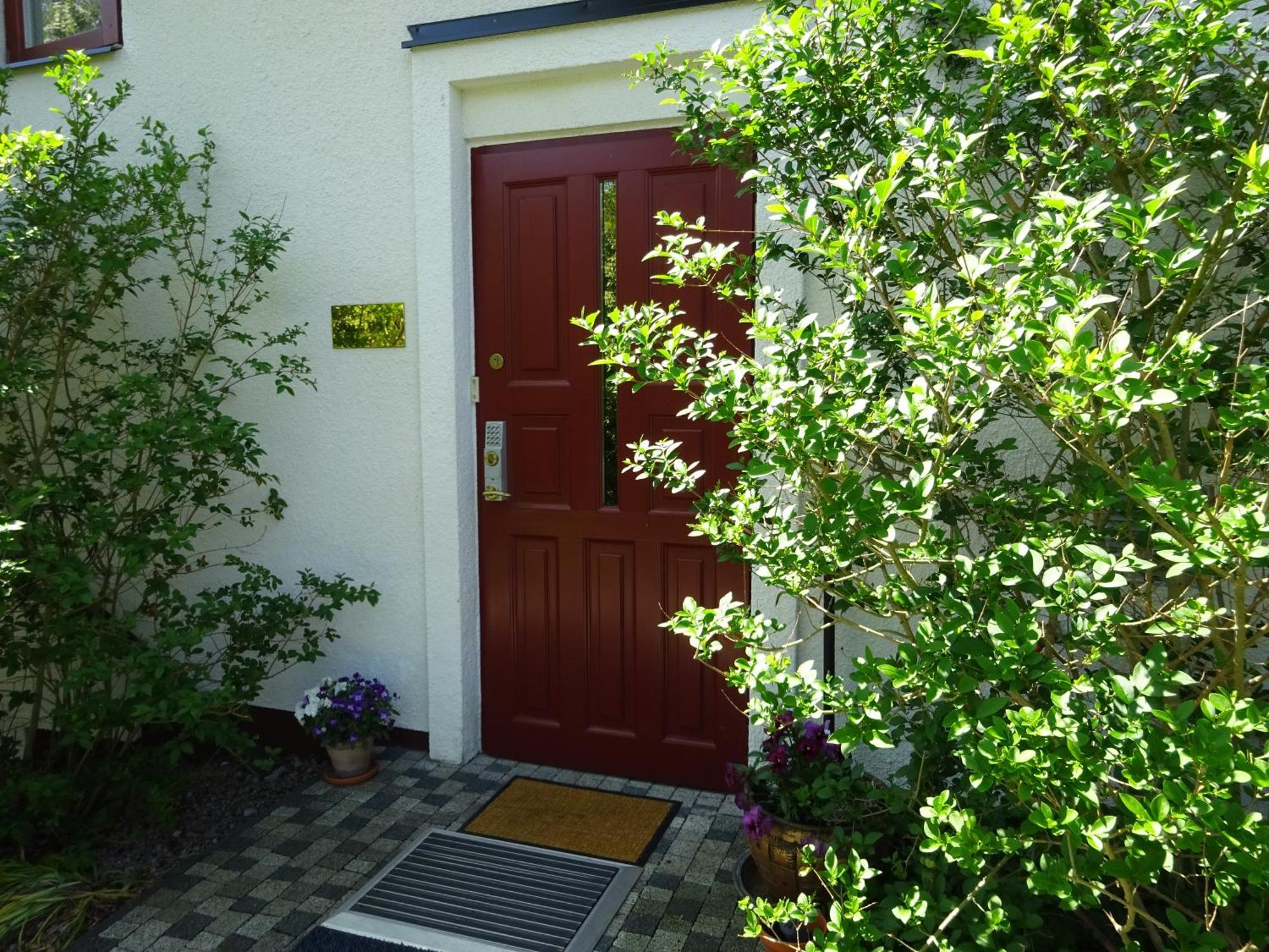 Solrosen I Simrishamn - Oesterlen Buitenkant foto