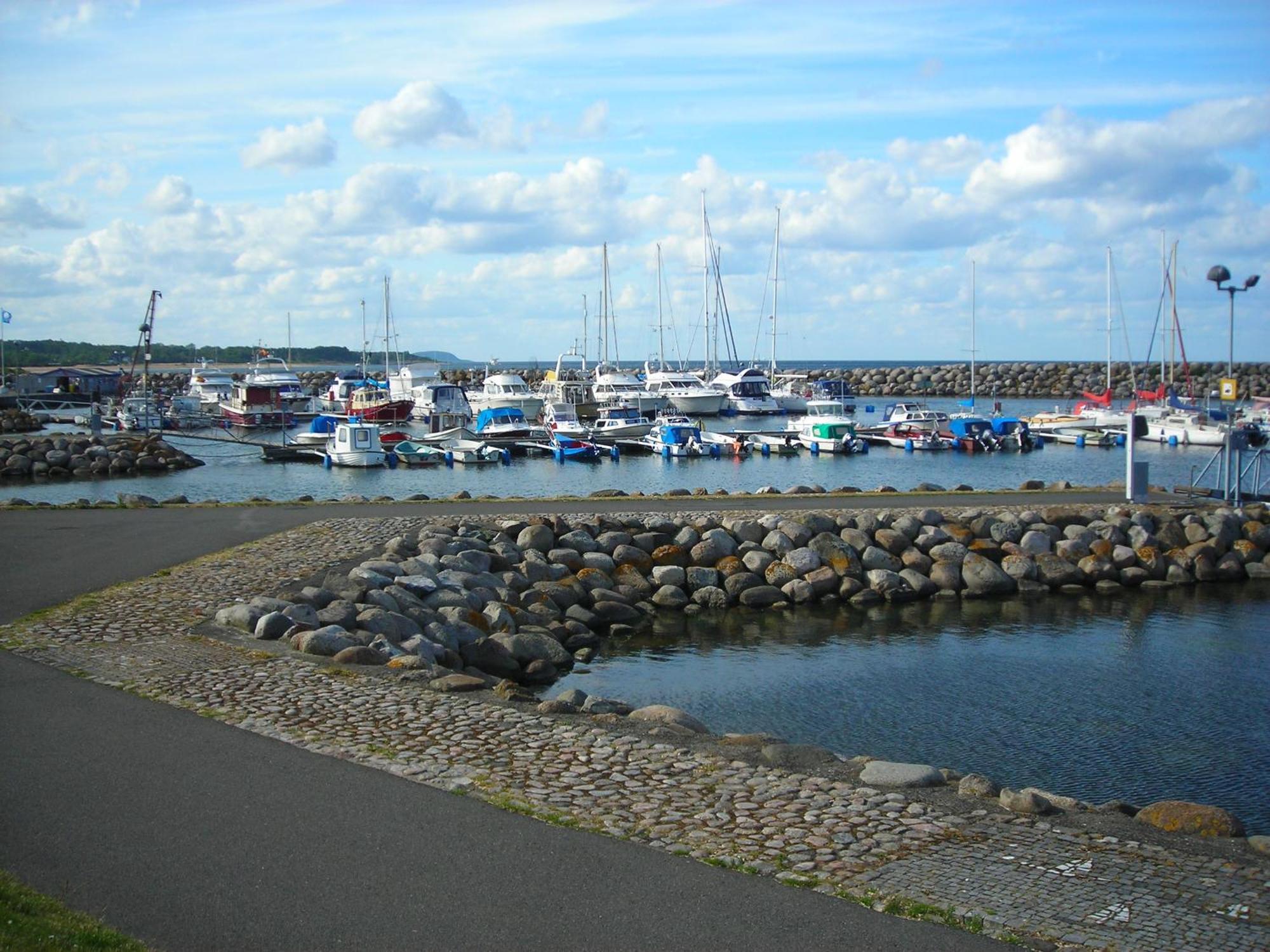 Solrosen I Simrishamn - Oesterlen Buitenkant foto