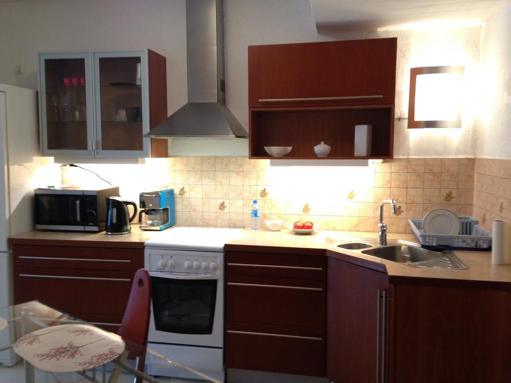 Solrosen I Simrishamn - Oesterlen Kamer foto